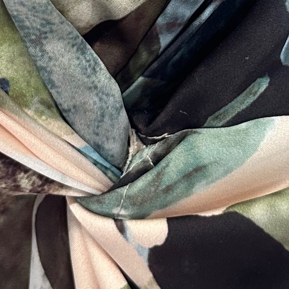 Katie May Finn Leafy Column Gown - Picture 15 of 16